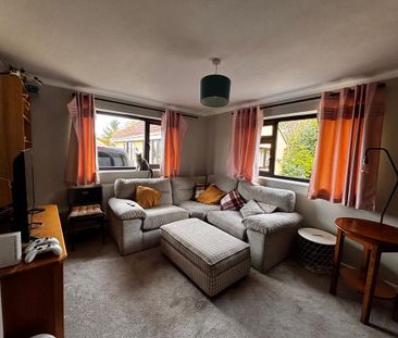 4 bedroom detached house to rent - Photo 6