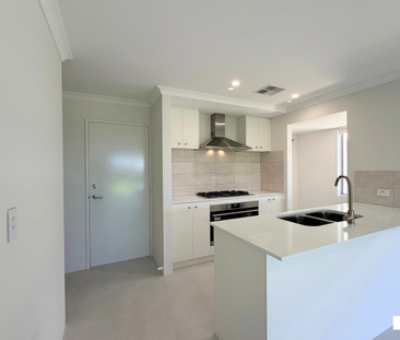 Brand New Modern Living - Photo 4