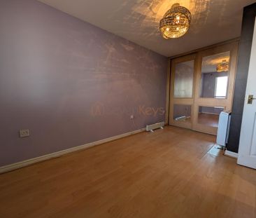 2 bedroom ground floor flat to rent - Photo 1