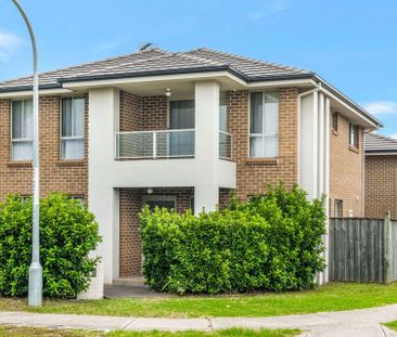 Spacious Family Home - Photo 6