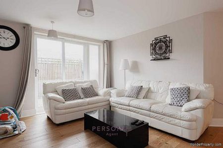 2 bedroom property to rent in Epsom - Photo 3