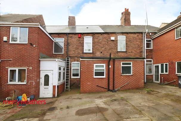 2 bed terraced house to rent in Hough Lane, Barnsley, S73 - Photo 1