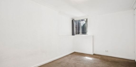 Two Bedroom Apartment - Photo 2