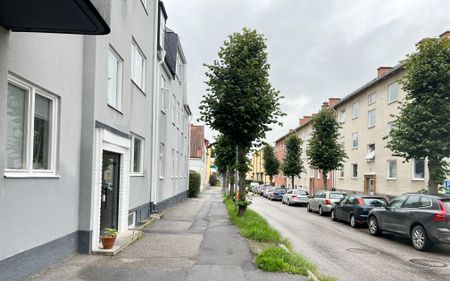 Tegnérvägen, Katrineholm - Photo 2