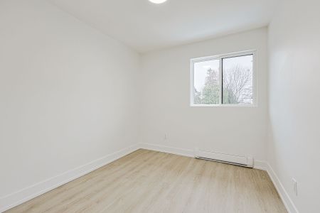 For Lease - 100 Liberty Street Unit# 10B, Clarington, Ontario - Photo 3