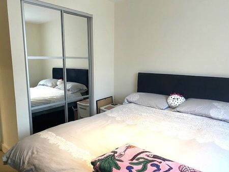 1 Bed Flat, Heron House, RG2 - Photo 4