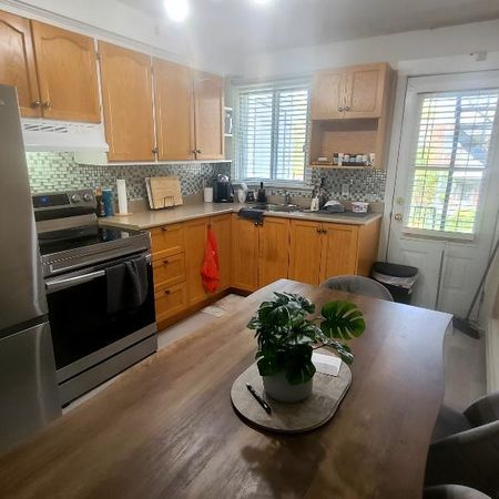 Beau 4 1/2 - Saint-Michel - Photo 4