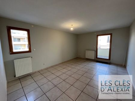 Location Appartement 2 pièces 55m² CRAPONNE 69290 - Photo 5