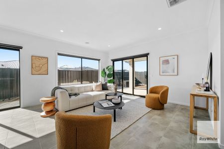 Modern Living Moments from Rockbank Station - Photo 5