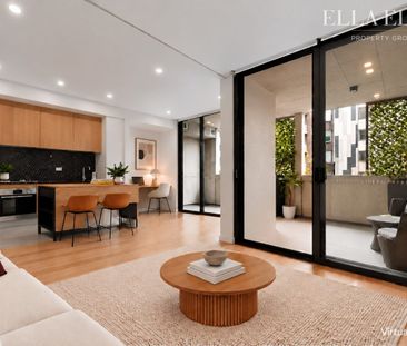 Stylish Executive Apartment | Central Location - Photo 1