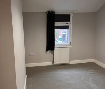 Studio Flat, Nottingham Road, NG6 - Photo 6