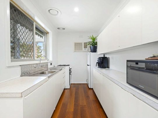 Cosy Family Living - Photo 1