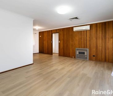 LAKE SIDE LIVING- Lawn & garden maintenance included - Photo 2