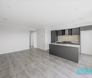 Parkside Living in the Heart of Mambourin Estate - Photo 4