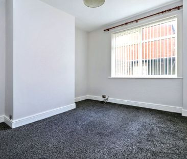 Hope Street, Newton-Le-Willows - Photo 4