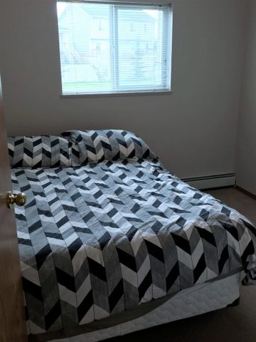 Hammer Condo Furnished - Photo 2