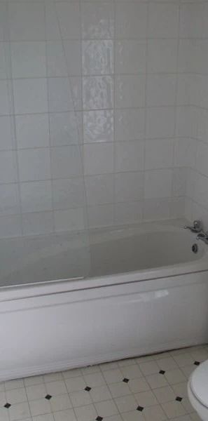 13A High Street, - Photo 1