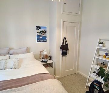 Wake up to stunning harbour views - Photo 6