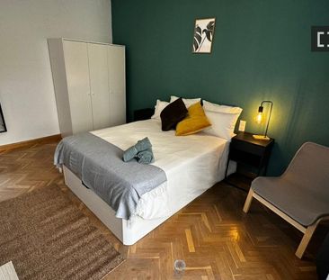 madrid, Community of Madrid 28012 - Photo 2