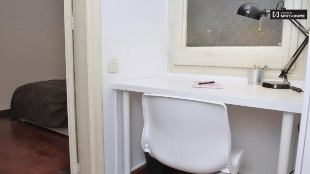 Room in a shared 8-bedroom apartment for rent in Sant Gervasi Galvany - Foto 1