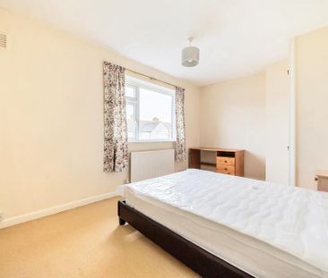 2 bedroom semi-detached house to rent - Photo 5