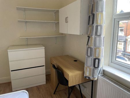 4 bedroom house to rent - Photo 4