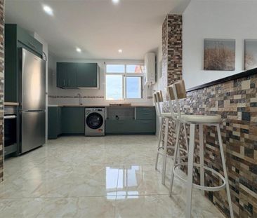 Piso de alquiler en Calle Héroe de Sostoa, 129, Girón - Las Delicias - Photo 5