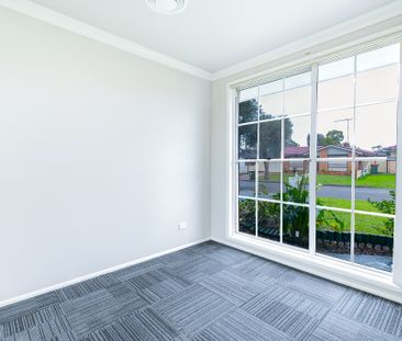 15 Wollaton Grove, Oakhurst NSW 2761 - House For Rent | Domain - Photo 6