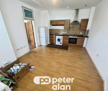 1 bedroom flat to rent - Photo 6