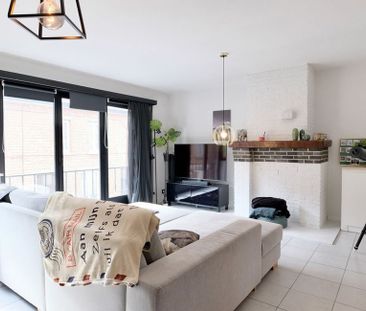 Appartement te huur in Kruibeke voor € 750 met 2 slaapkamers - Photo 2