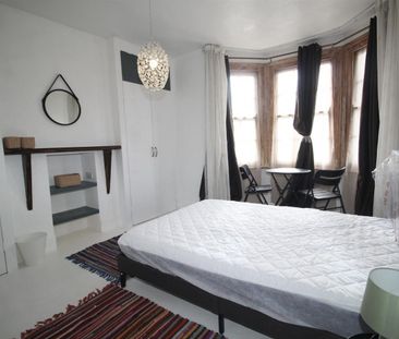 1 Bedroom Room to Rent To Let - Photo 1