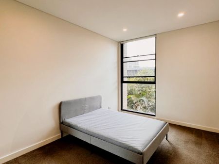 8 Kingsborough Wy, Sydney - Photo 3