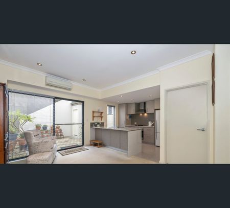 175 Celebration Boulevard, Clarkson, WA 6030 - Photo 3