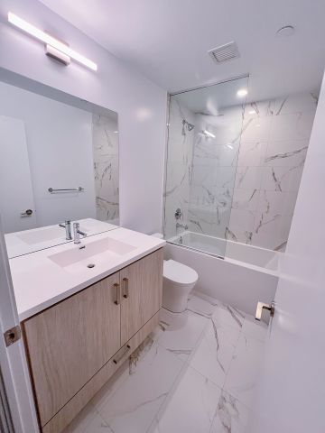 For Lease - 10 Honeycrisp Crescent Unit# 1509, Vaughan, Ontario - Photo 5