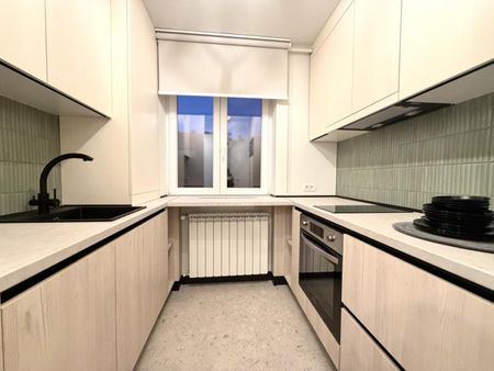 Apartament de inchiriat de lux cu 2 camere - Zona Central - Fotografie 2