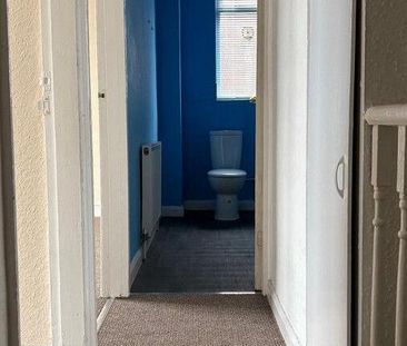 2 bedroom terraced house to rent - Photo 6