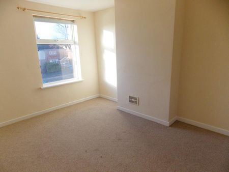 2 bed terraced to rent on Ilkeston, Green Lane, DE7 - Photo 2