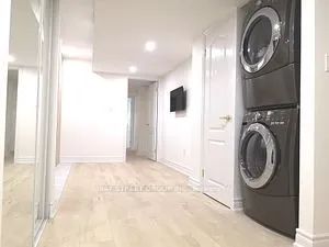 Detached Home For Lease | N9230924 - Photo 3