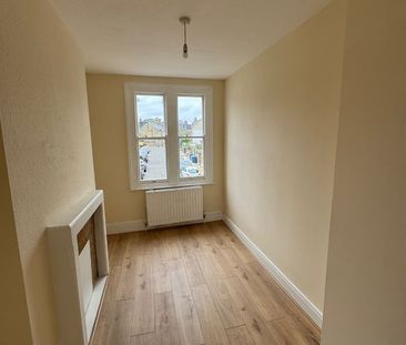 3 Bed Flat, Hichisson Road, SE15 - Photo 4