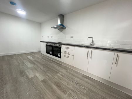 1 bedroom flat to rent - Photo 2