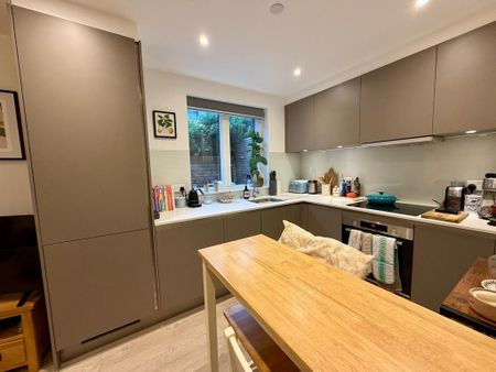 1 bedroom flat to rent - Photo 3