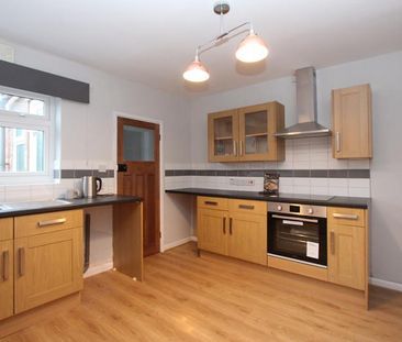 2 bedroom house to rent - Photo 3