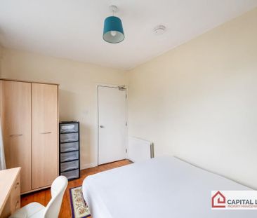 3 bedroom flat to rent - Photo 4