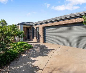 Neat 3 Bedroom Home with open plan living in Epsom - Photo 1