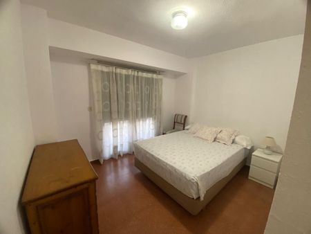 Piso de alquiler en Carrer la Reina Calafia, Canet d'En Berenguer - Photo 3