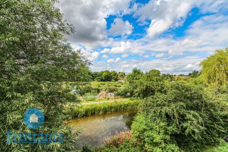 3 bed Town House for Rent - Photo 5