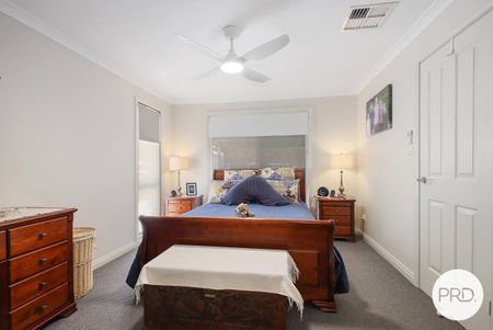 WELL PRESENTED FAMILY HOME! - Photo 4