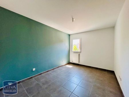 Location Appartement 3 pièces 64m² MARTIGUES 13500 - Photo 2
