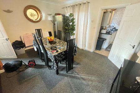 Northfield Gardens - Photo 2