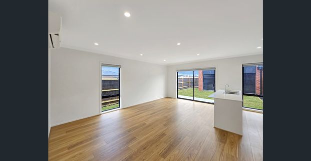 Brand New! - Photo 1